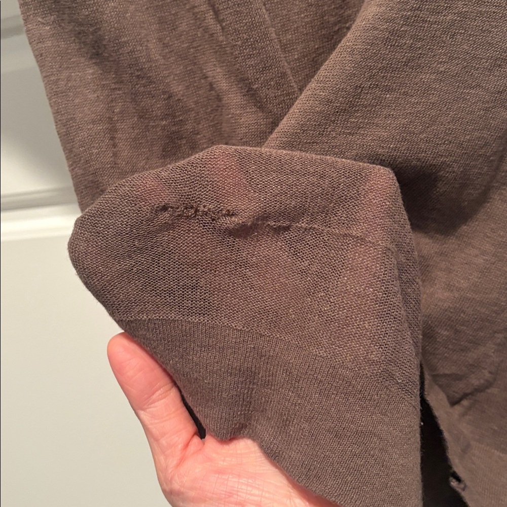 Banana republic factory brown ruffle short sleeve - Picture 8 of 8